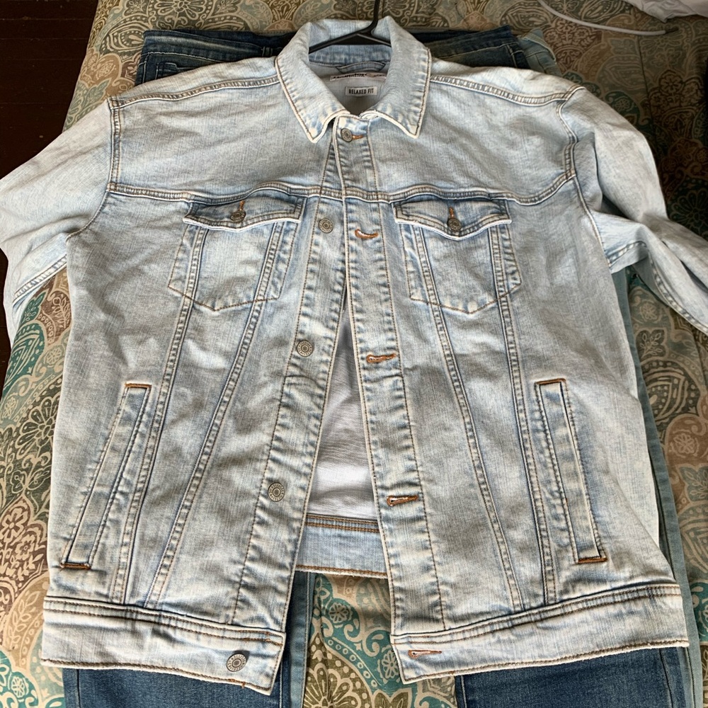 Men’s jean jacket NEW W/ TAG